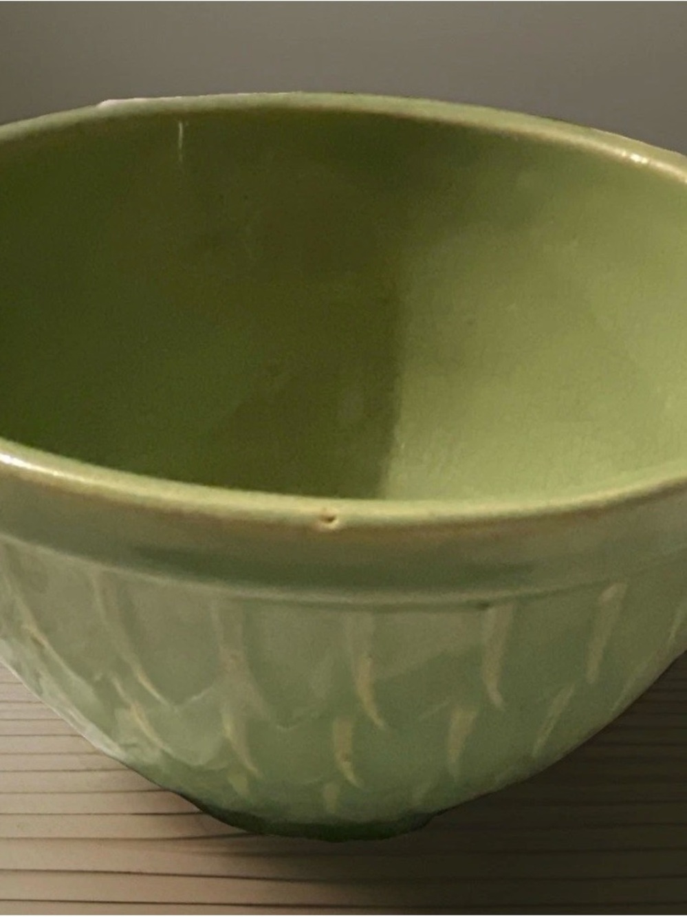 VTG McCoy Pottery Green Fish Scale Feather Mixing Bowl Nesting 1940s Art Deco